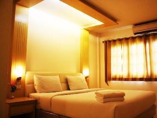 The Green View Pattaya Exterior photo